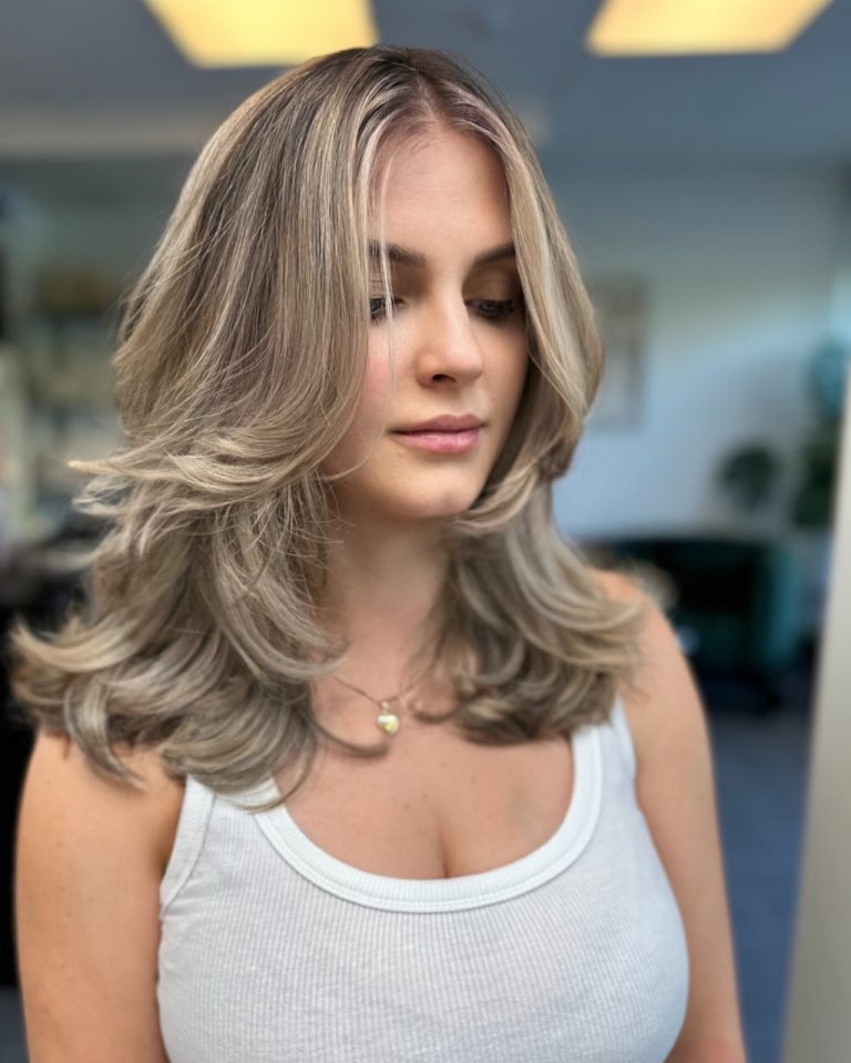 Instagram post from hairlig_by_hero. This post is in position 4.