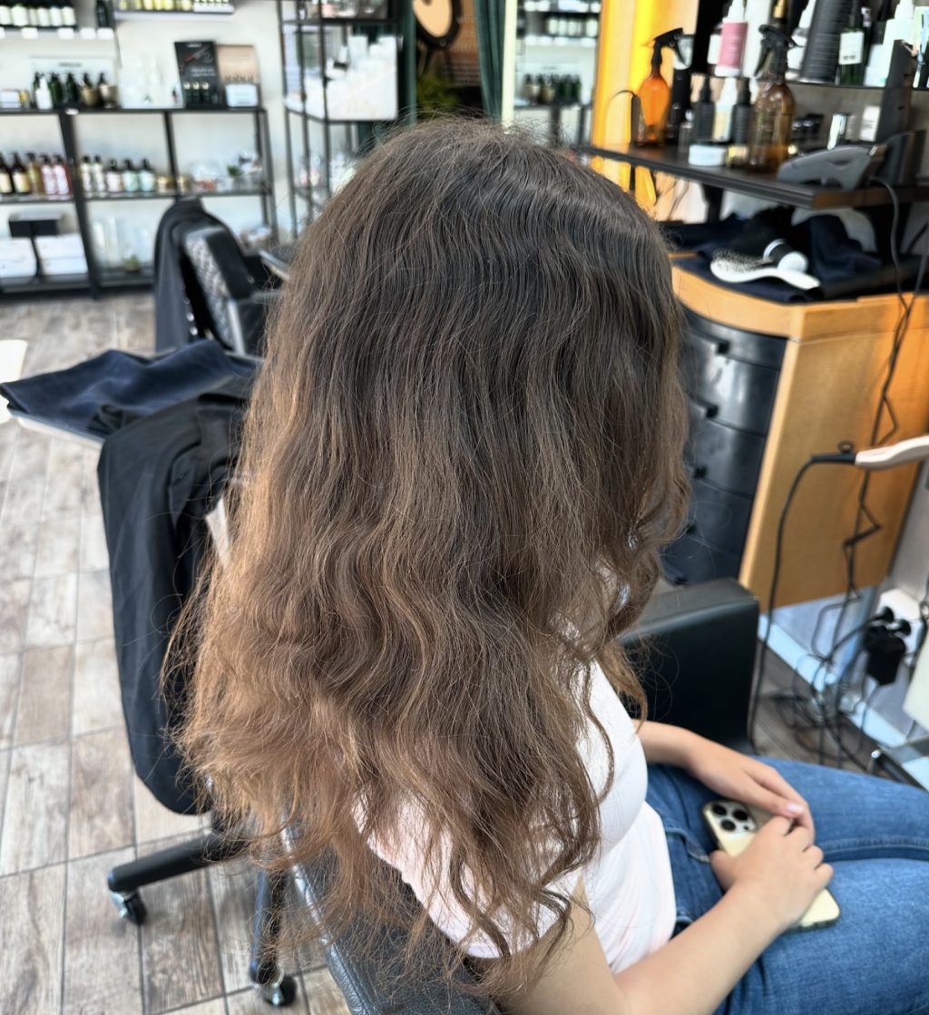 Instagram post from hairlig_by_hero. This post is in position 4.