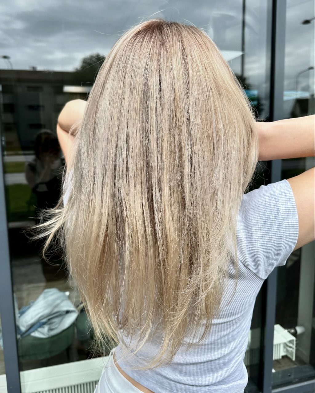 Instagram post from hairlig_by_hero. This post is in position 2.