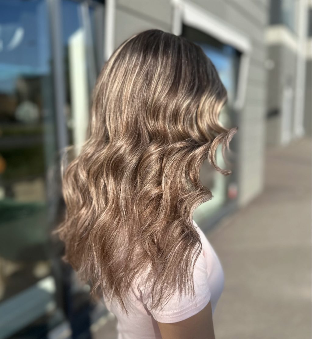 Instagram post from hairlig_by_hero. This post is in position 3.