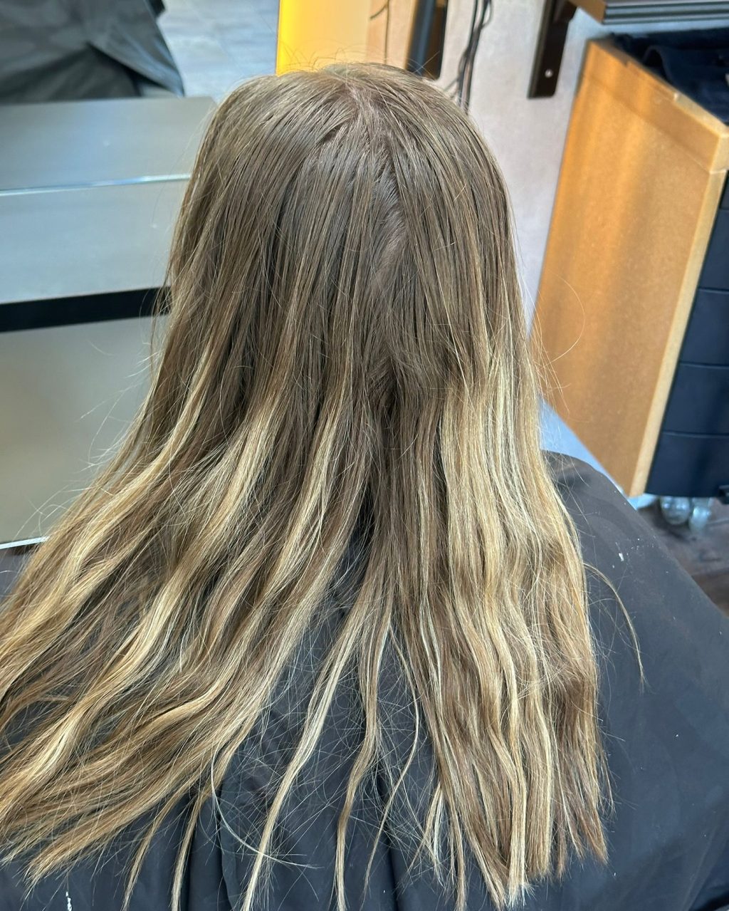 Instagram post from hairlig_by_hero. This post is in position 4.