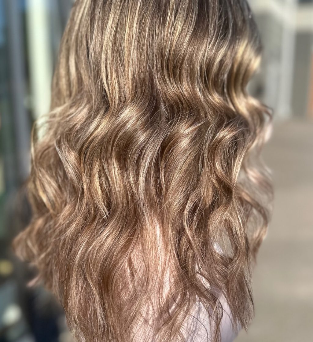 Instagram post from hairlig_by_hero. This post is in position 2.