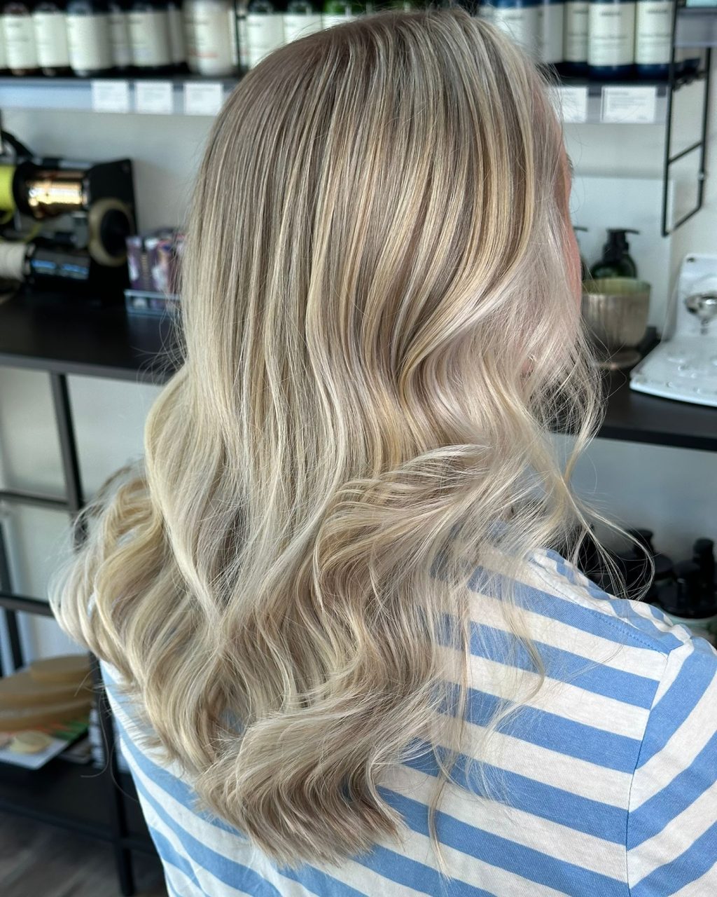 Instagram post from hairlig_by_hero. This post is in position 0.